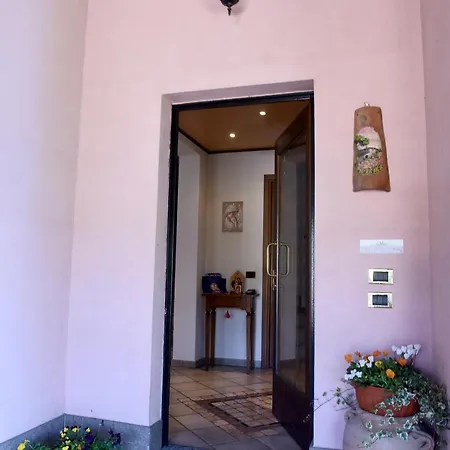 Oda ve Kahvaltı Campo Dei Fiori Casciago